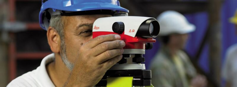 banner máy thủy bình Leica NA730Plus