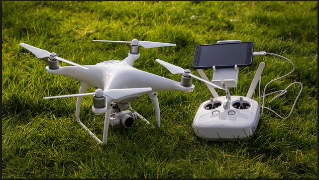 Drone được hiểu nôm na là máy bay không người lái