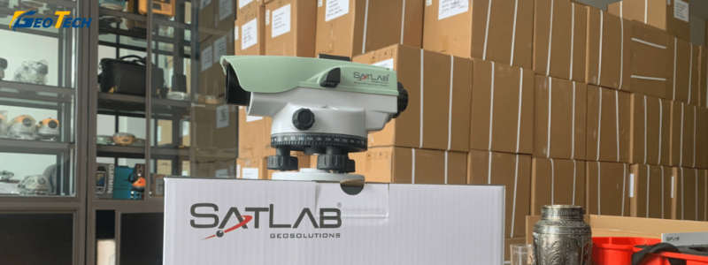 Máy thủy bình satlab 3