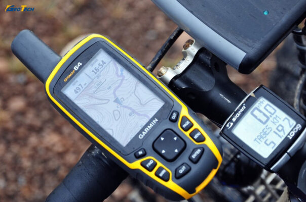 Máy định vị GPS đi phượt