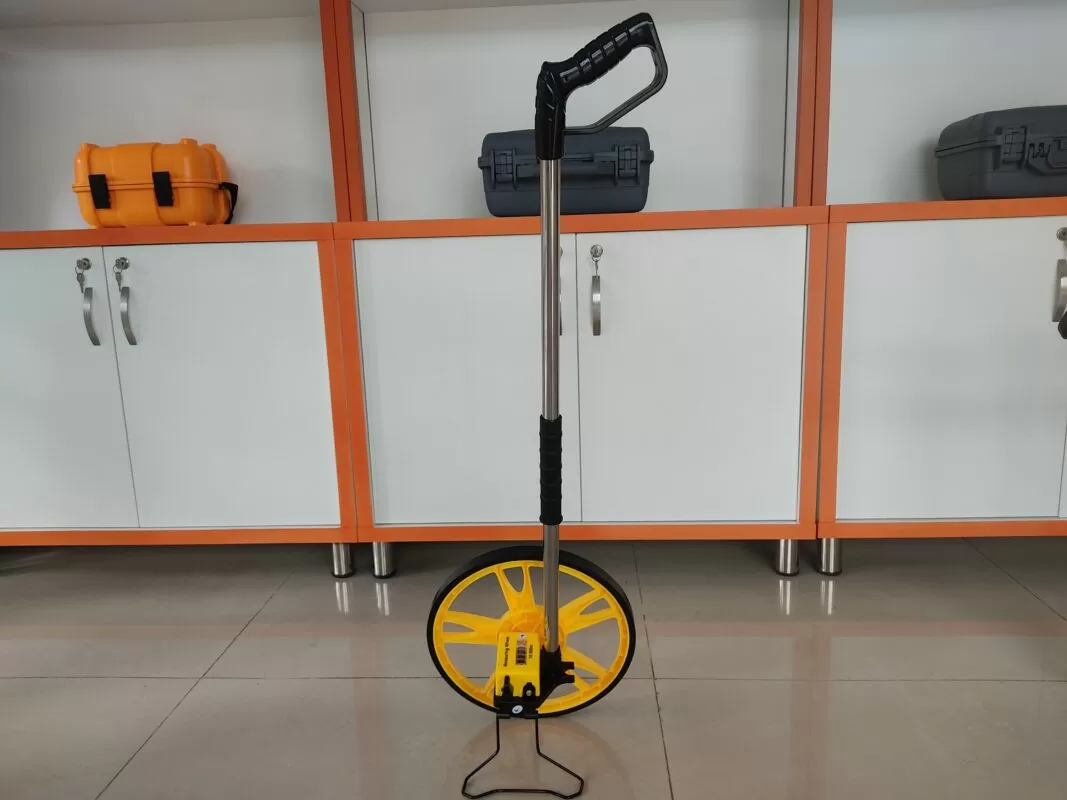 Bánh Xe Đẩy Khoảng Cách Nhỏ Gọn Và Tiện Lợi Khi Mang Theo