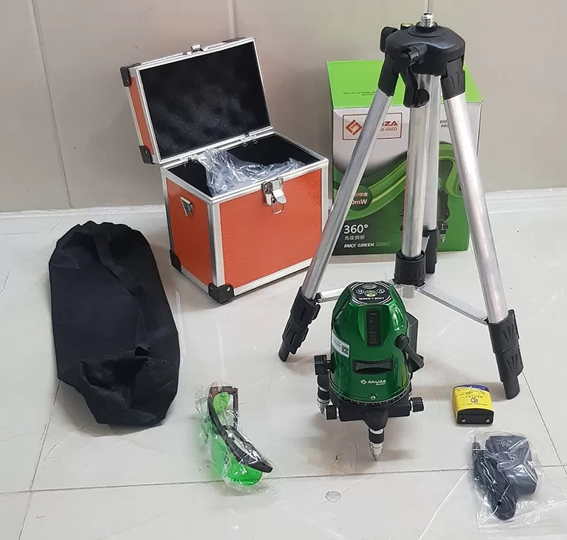 máy cân bằng laser akuza 686d