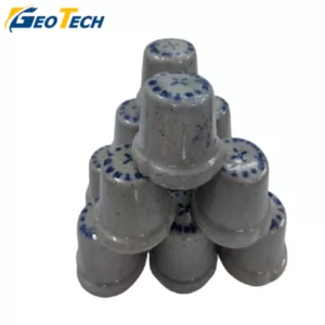 Mốc sứ trắc địa 3