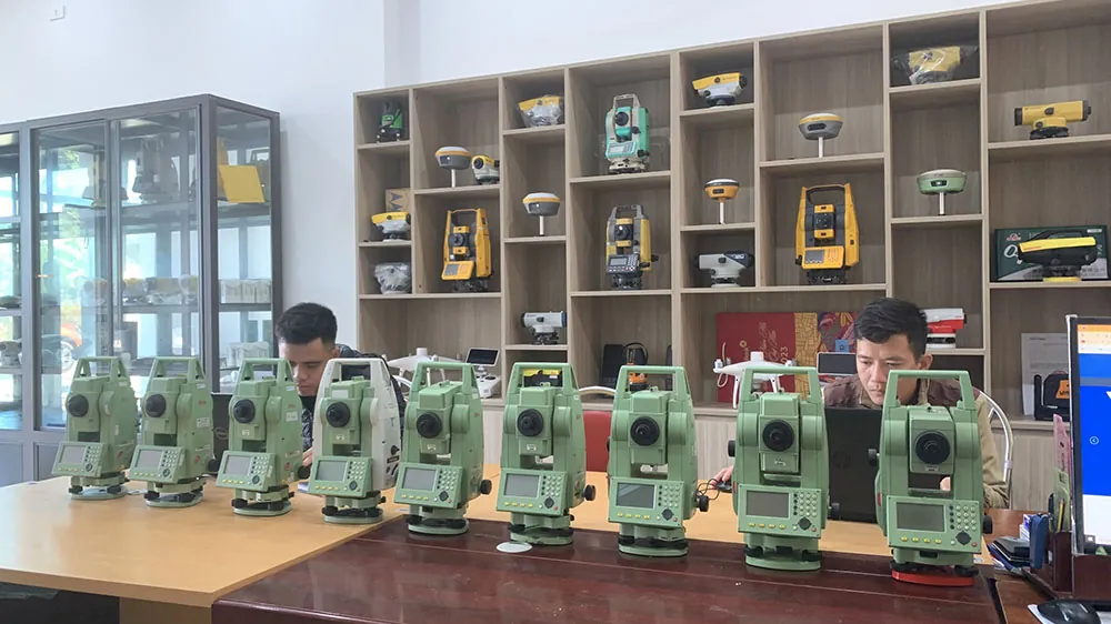 thuê máy toàn đạc